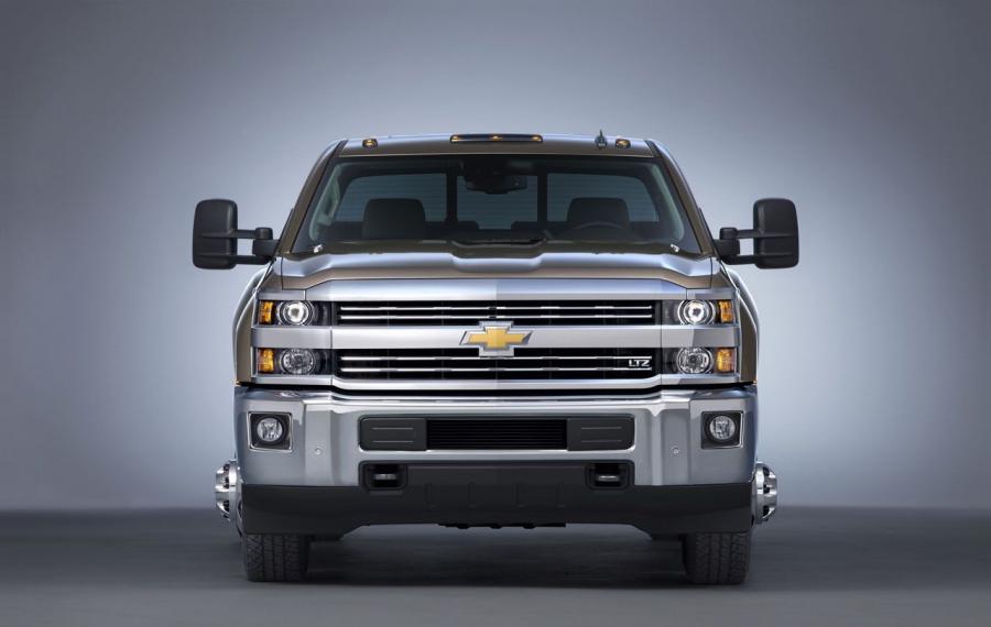  Chevrolet Silverado HD 2015 года  (фото 17 из 19)